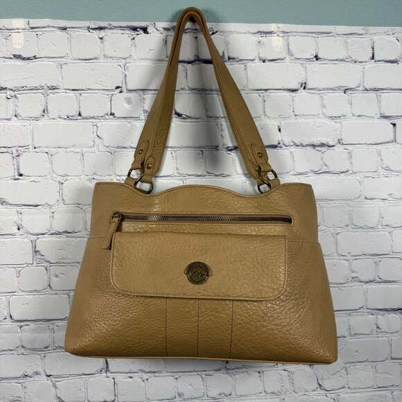 White Mountain Handbags - White Mountain Tan Leather Purse